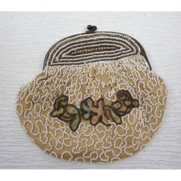 VINTAGE BEIGE & WHITE FULLY BEADED CLUTCH HANDBAG COINPURSE - Picture 1 of 8